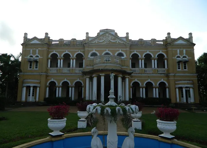 Oyo 459 Barasti Beach Resort